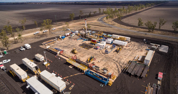 Temporary oilfield platform